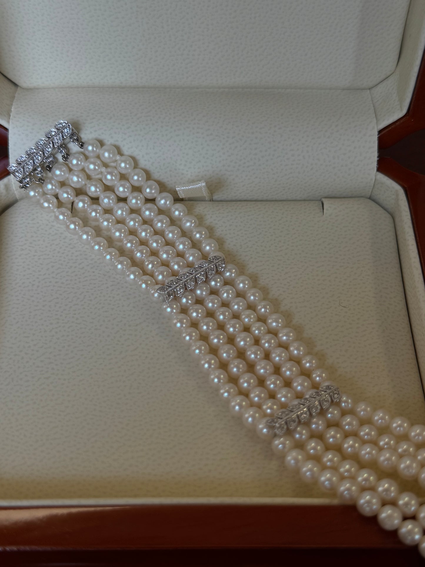 5 strand cultured pearl bracelet