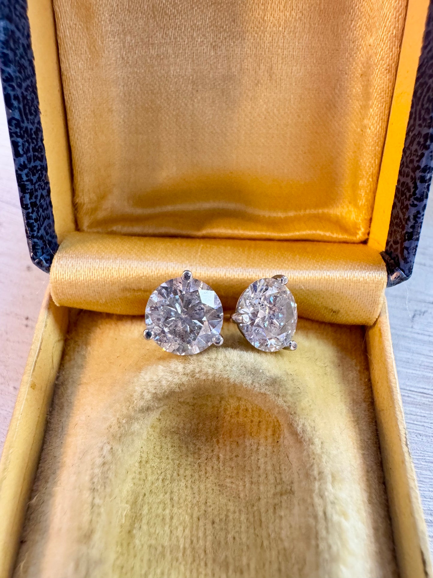 2.33ct Diamond studs