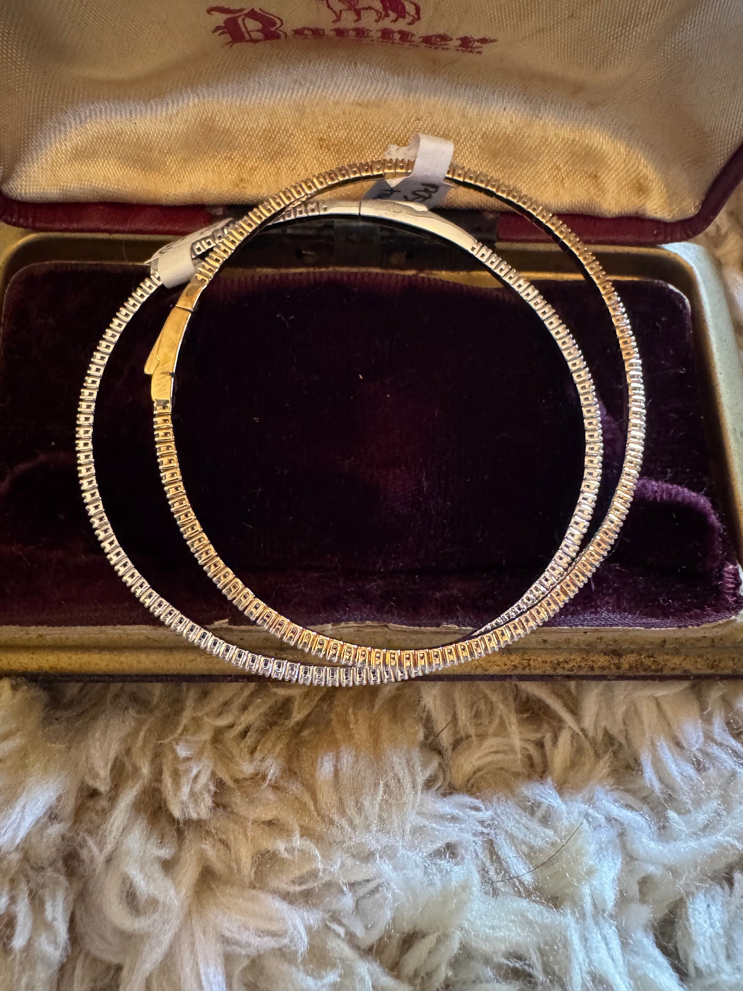 Flex bangle 1.50ct white or yellow gold