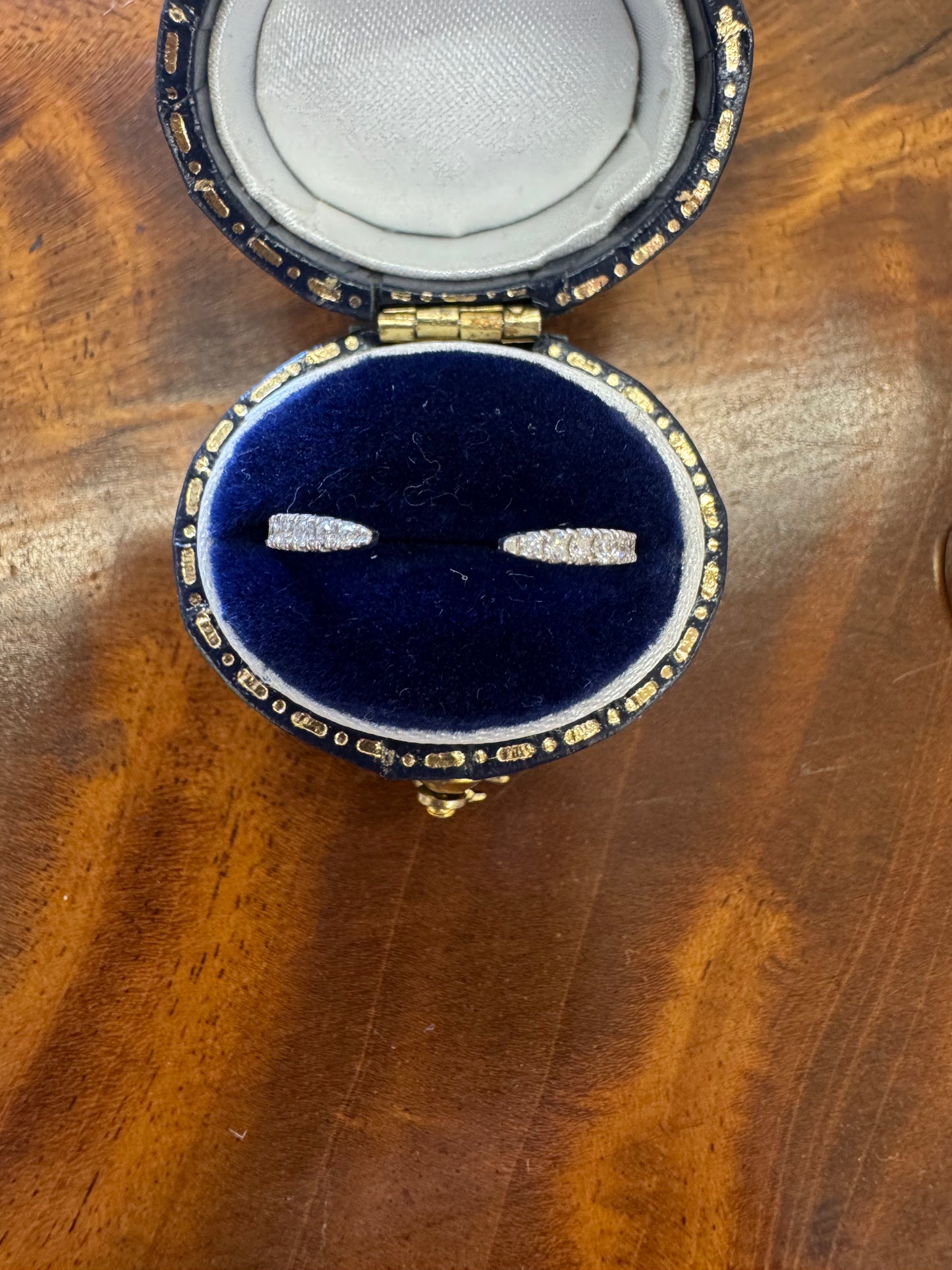 Open center diamond band