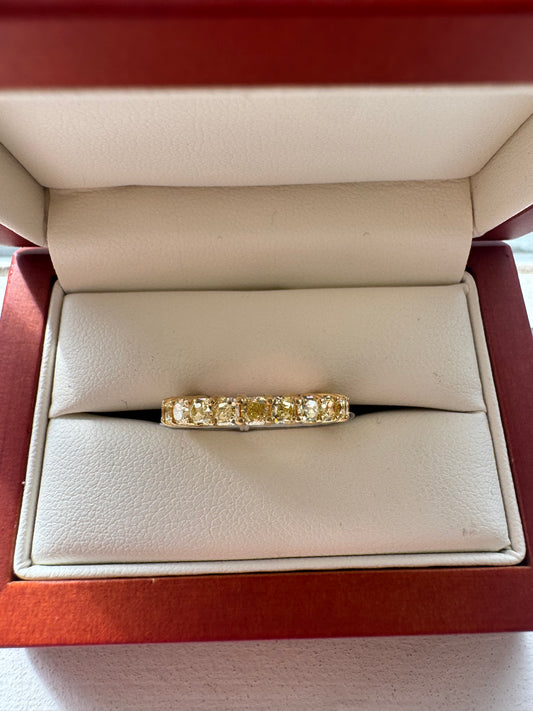 2.32ct yellow diamond band