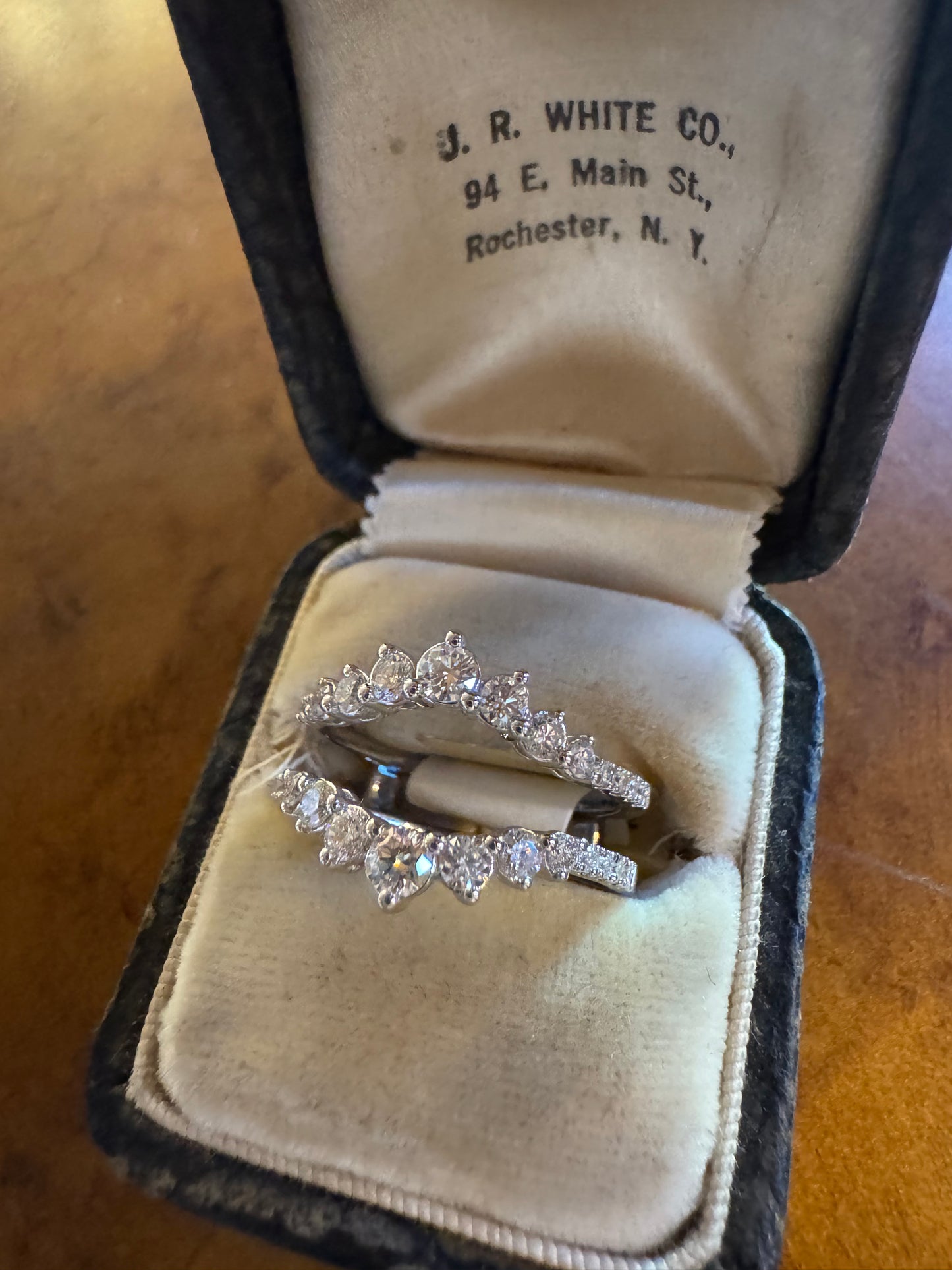 Diamond ring guard
