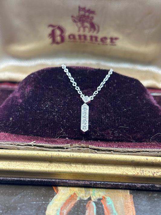 .20ct Diamond Bar pendent set in 10k White Gold