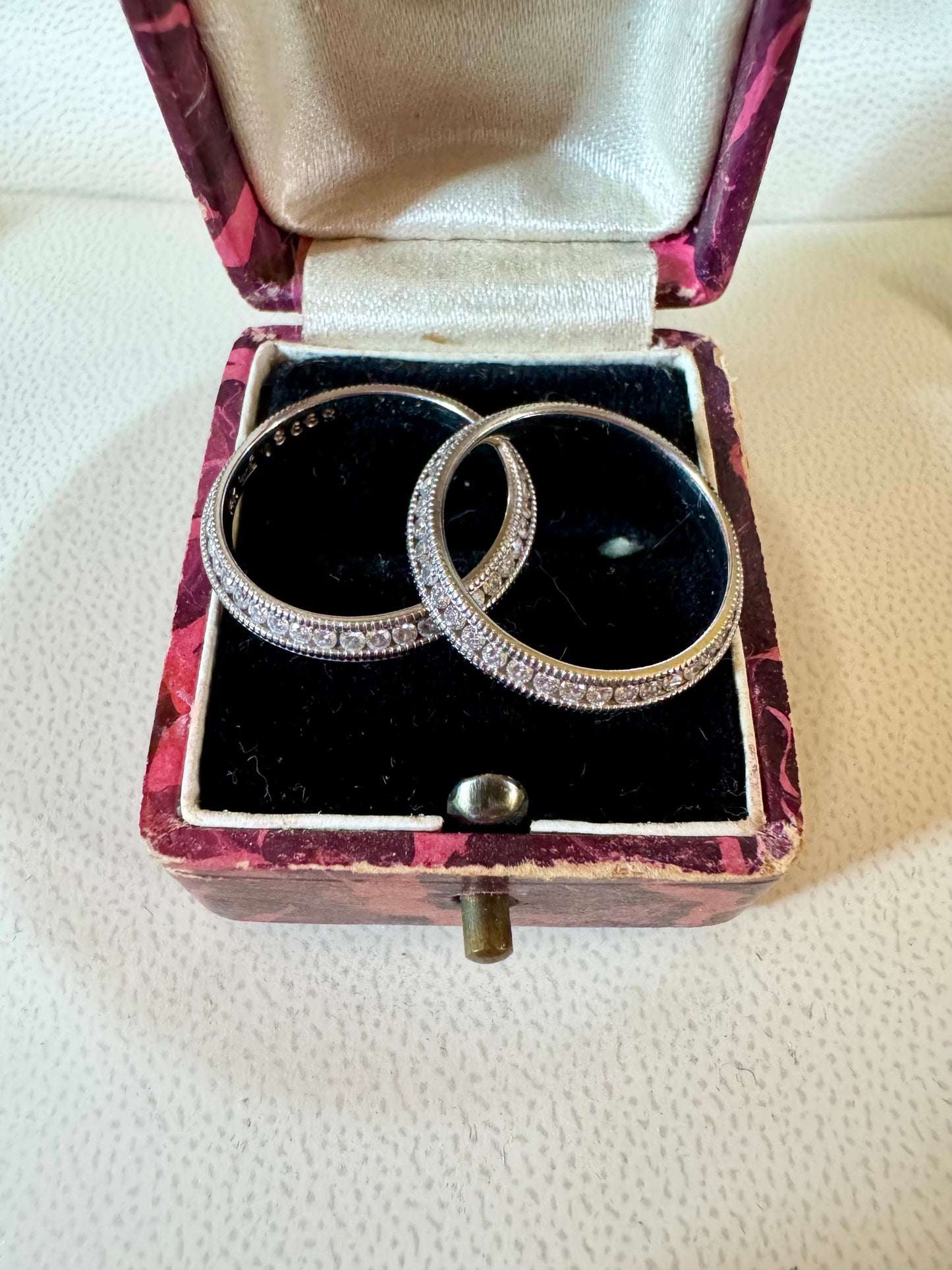 Diamond mirror bands