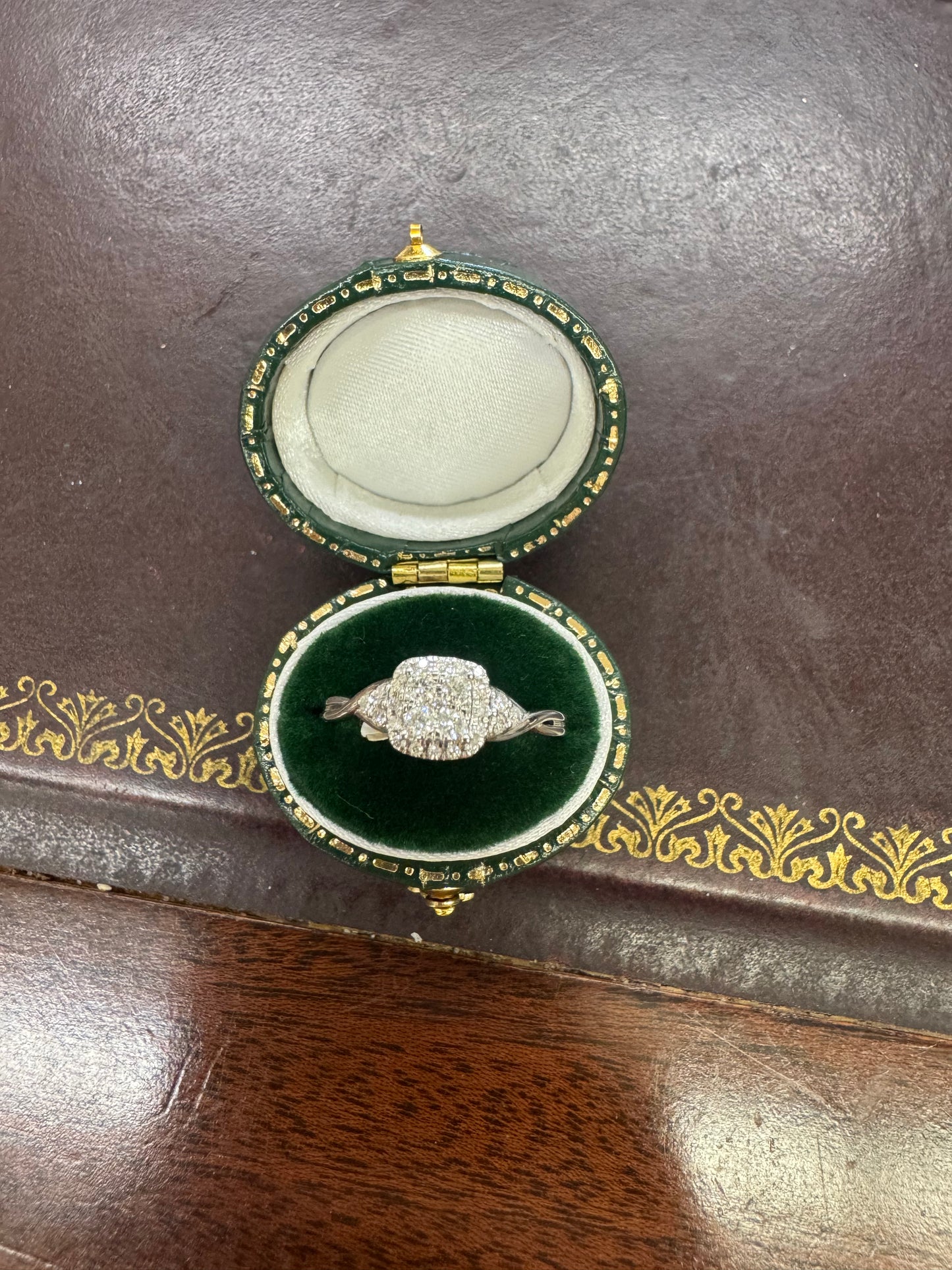 Diamond ring