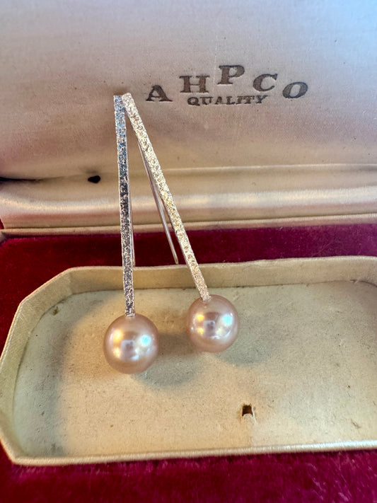 Designer pearl drops