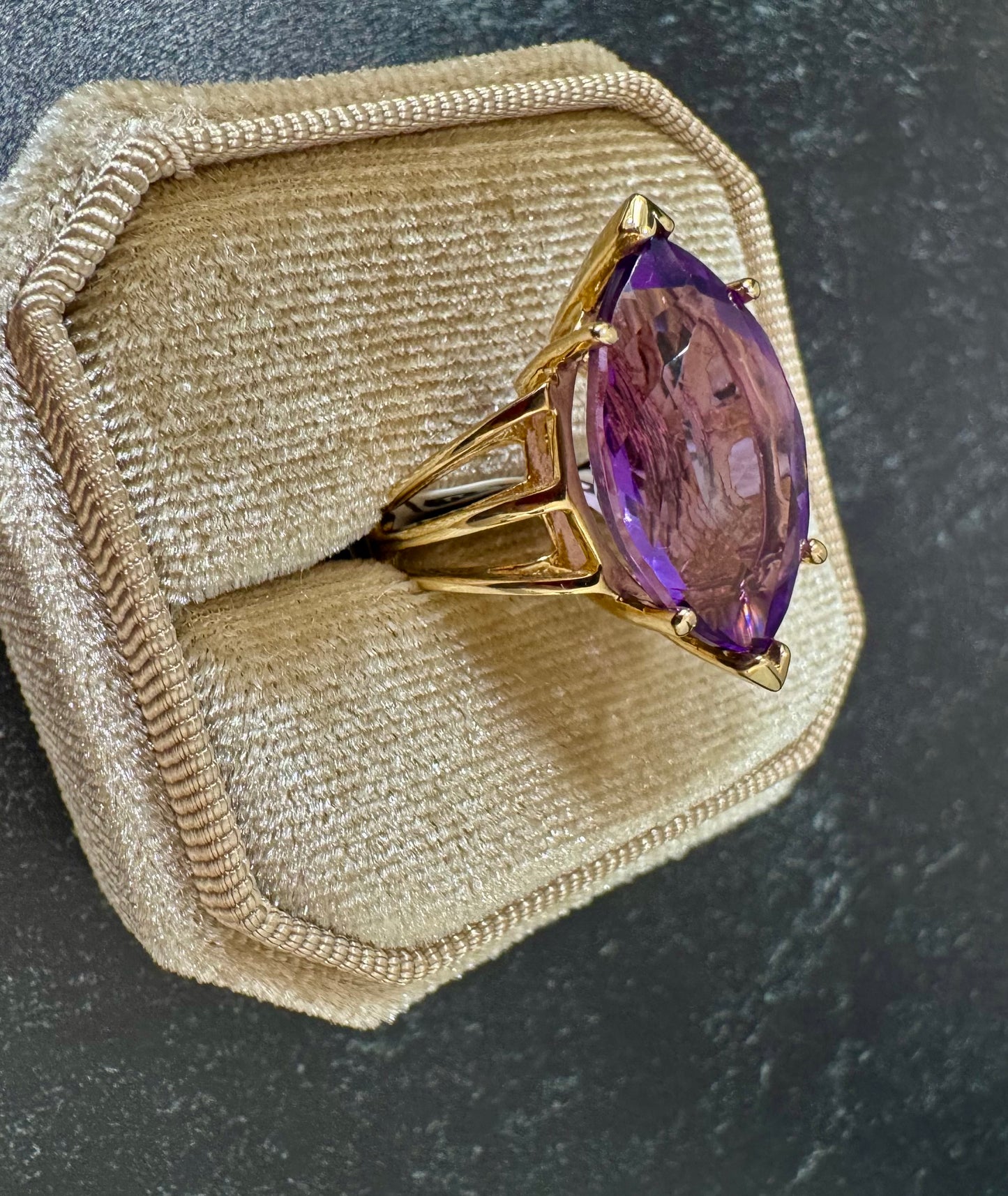 Vintage Amethyst ring