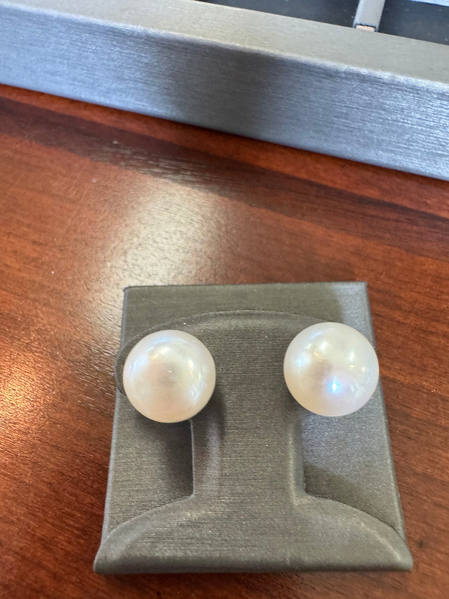 12.5mm button pearls