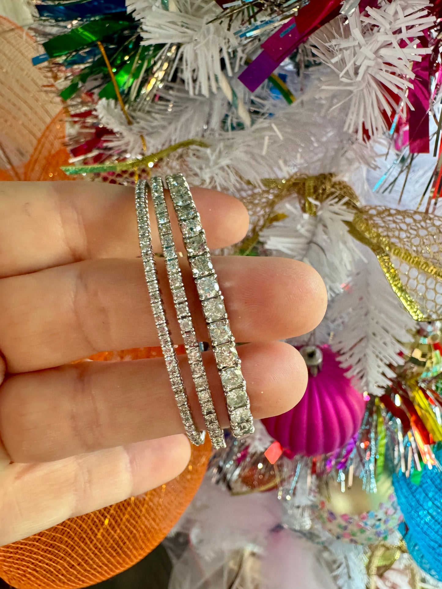 1.31ct Diamond flex bangle