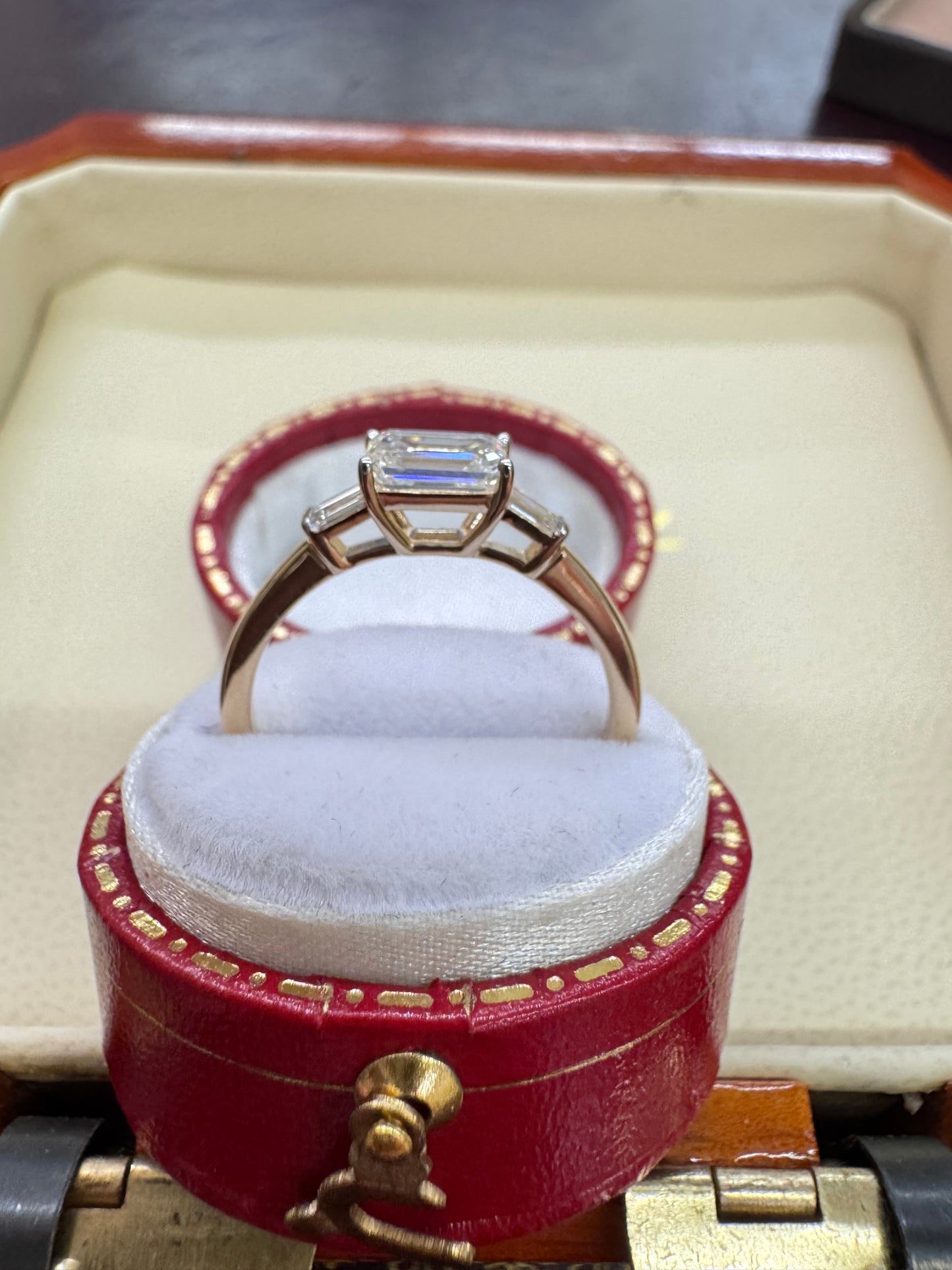 1ct Lab grown diamond ring