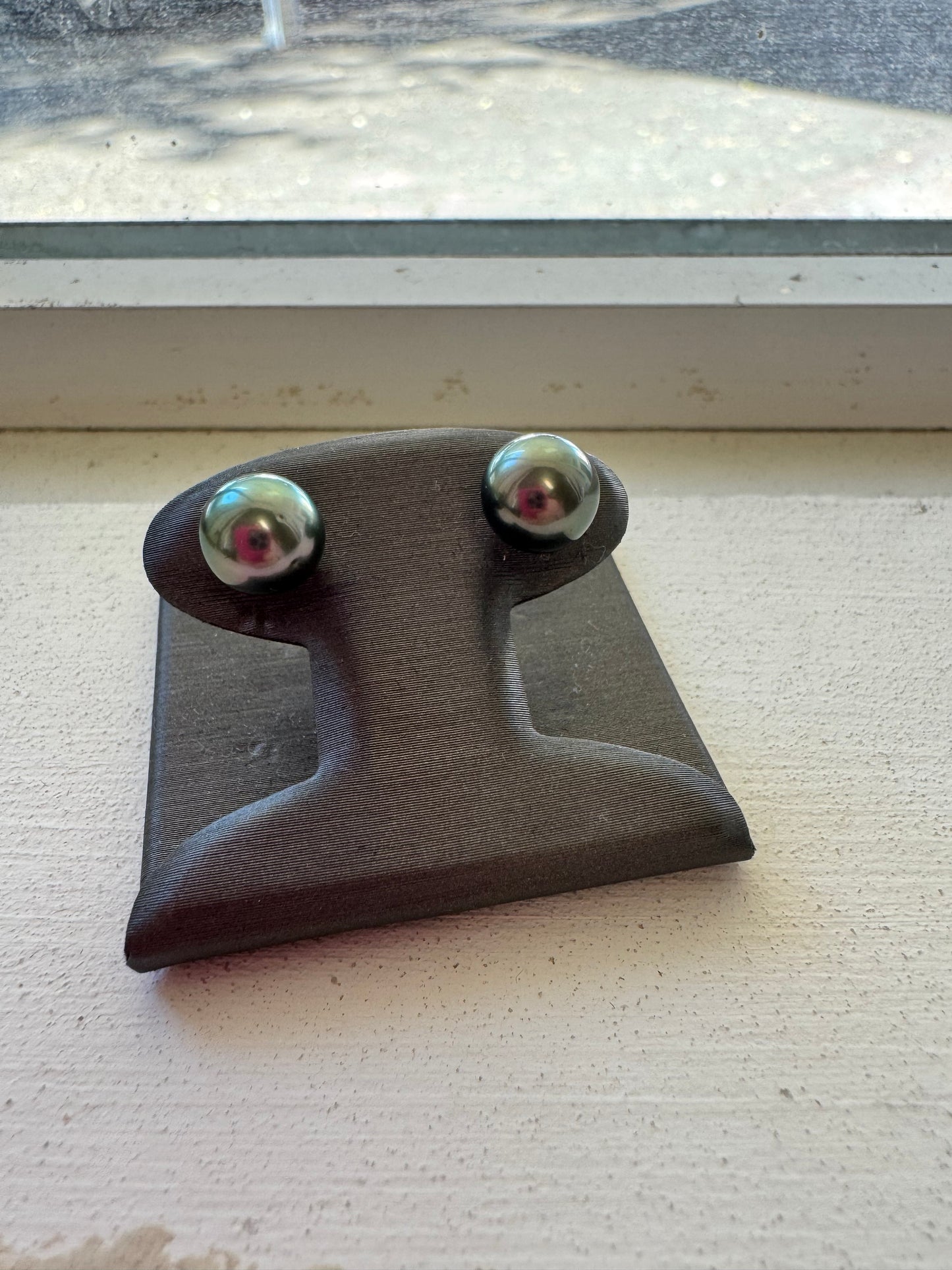 7-7.5mm Tahitian Pearl studs