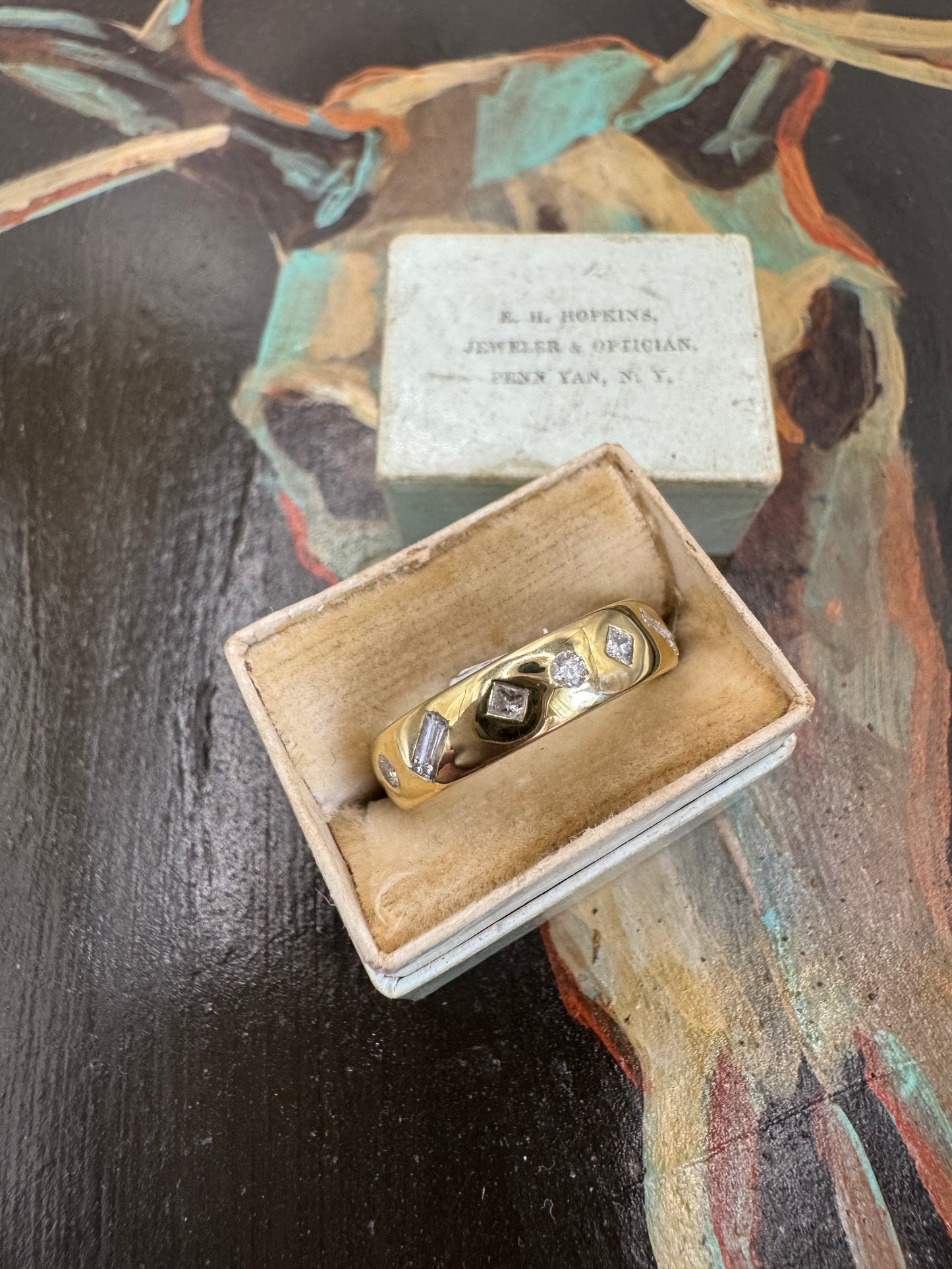 Multi shaped diamond band