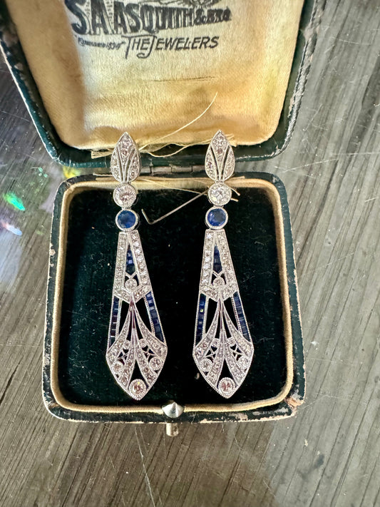 Stunning Antique Reproduction drops