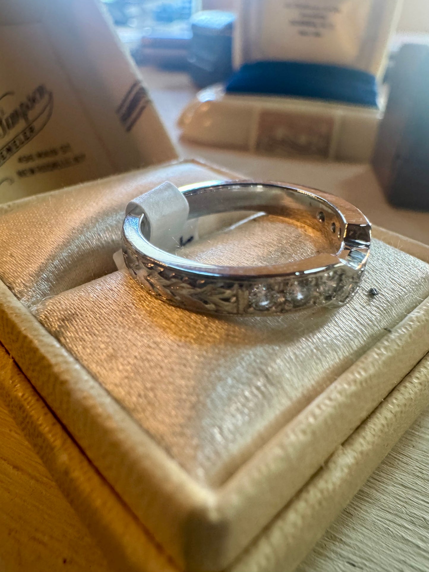 Hard to fit ring Diamond band