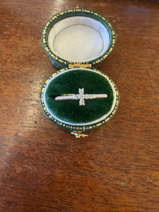 .10ct Diamond Cross Ring
