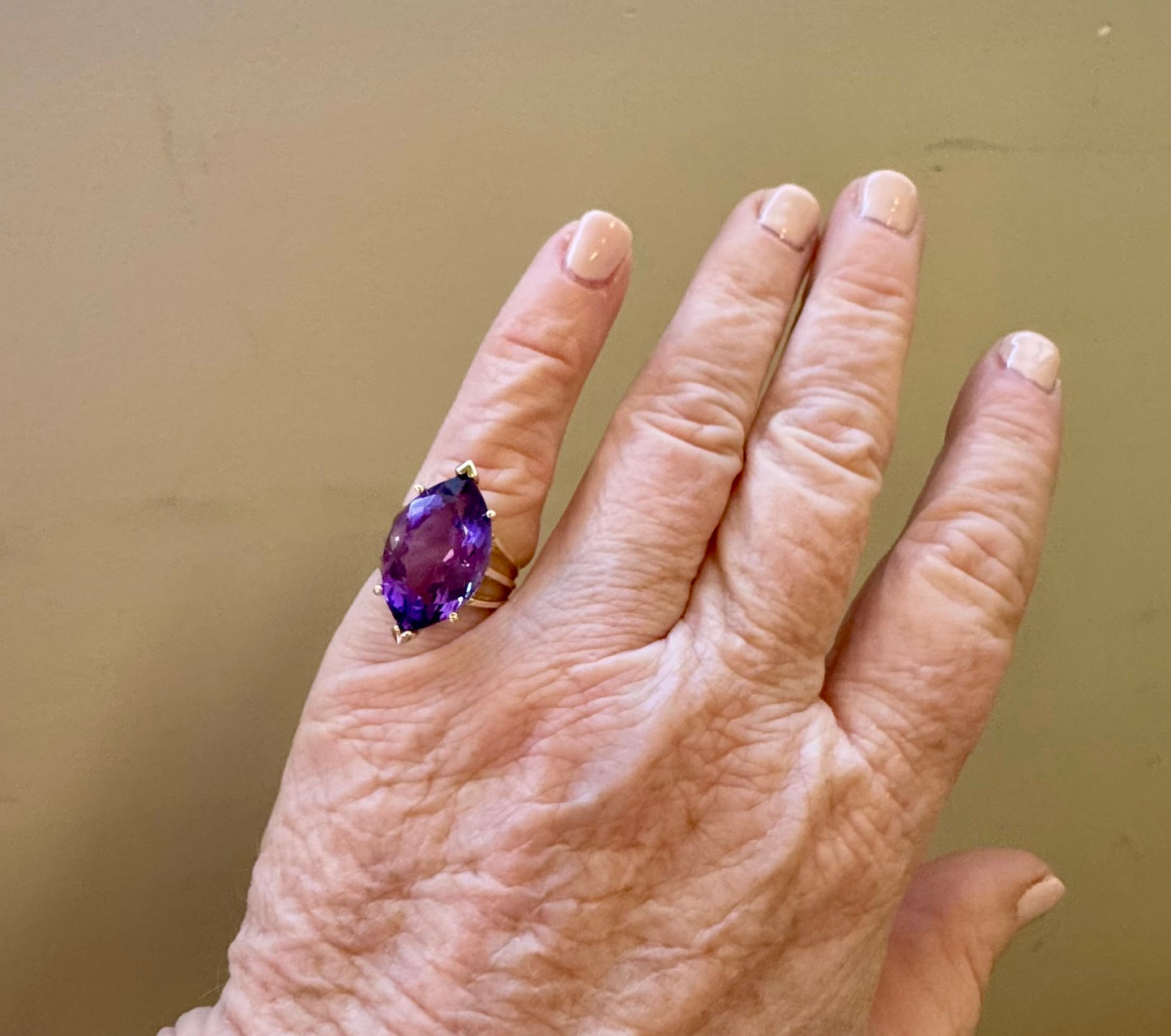 Vintage Amethyst ring