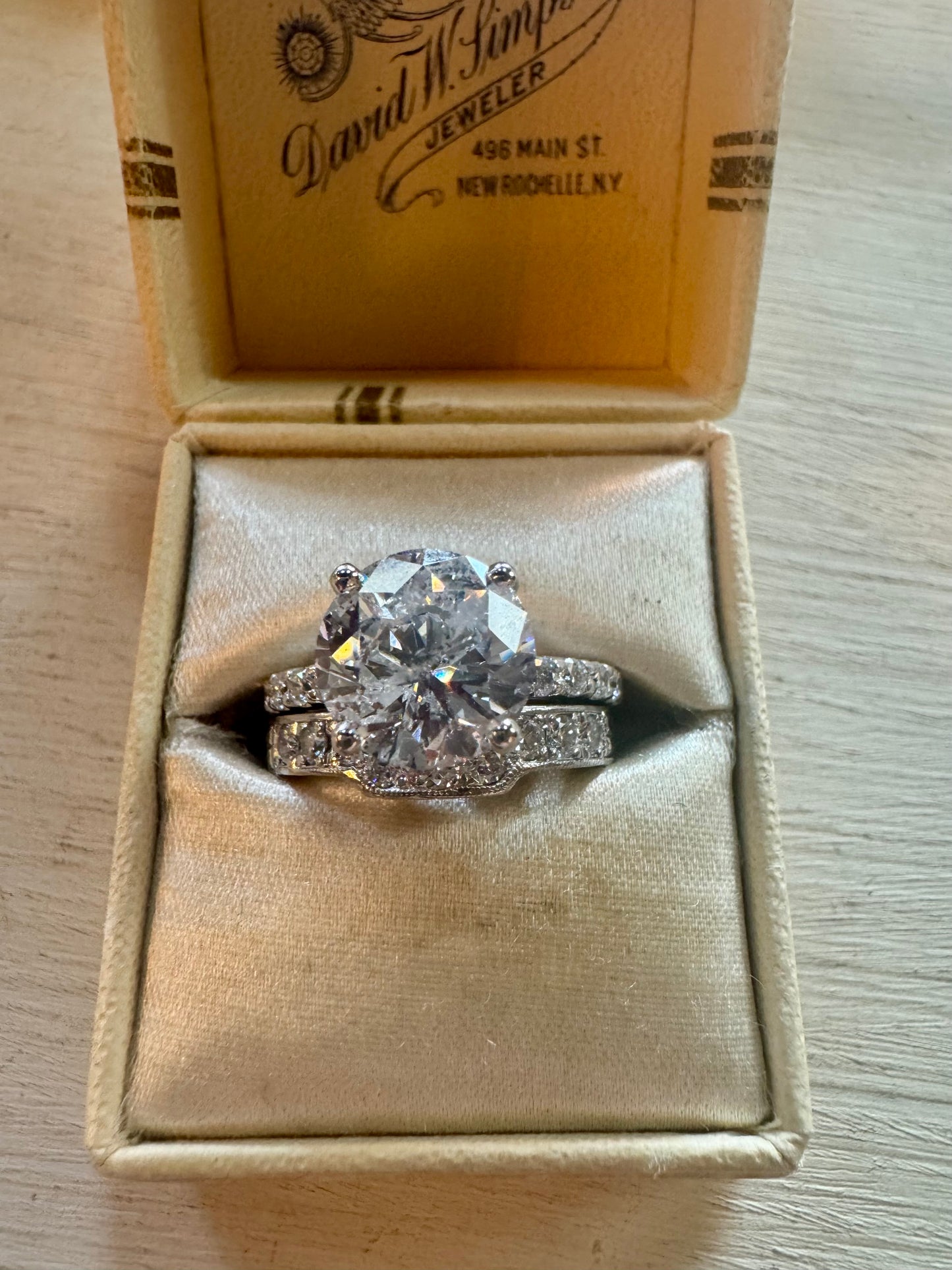 Hard to fit ring Diamond band