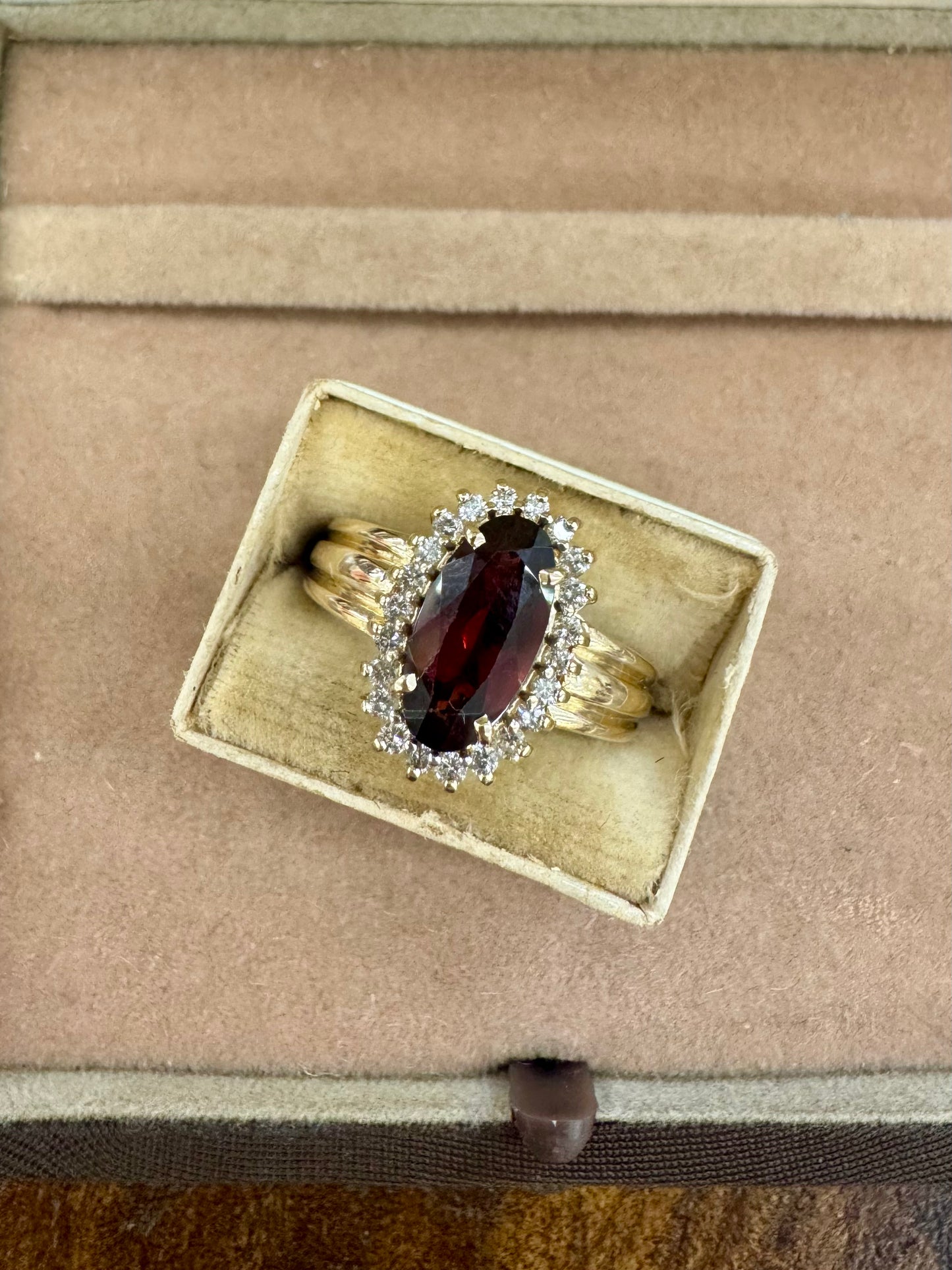 Vintage Garnet and Diamond ring