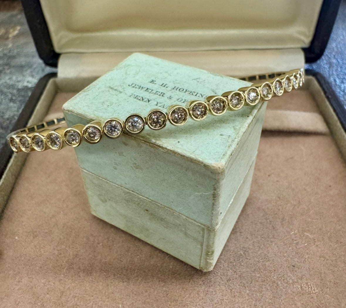 Ombre’ Diamond flex bangle