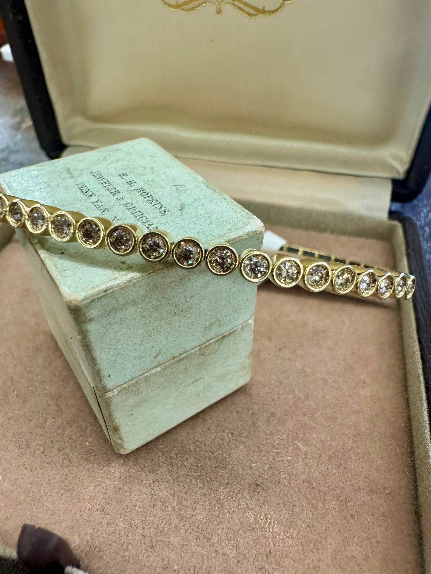 Ombre’ Diamond flex bangle