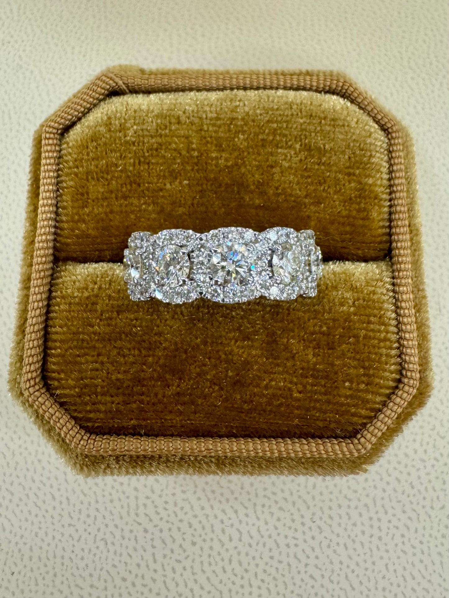 Stunning 5 diamond halo ring