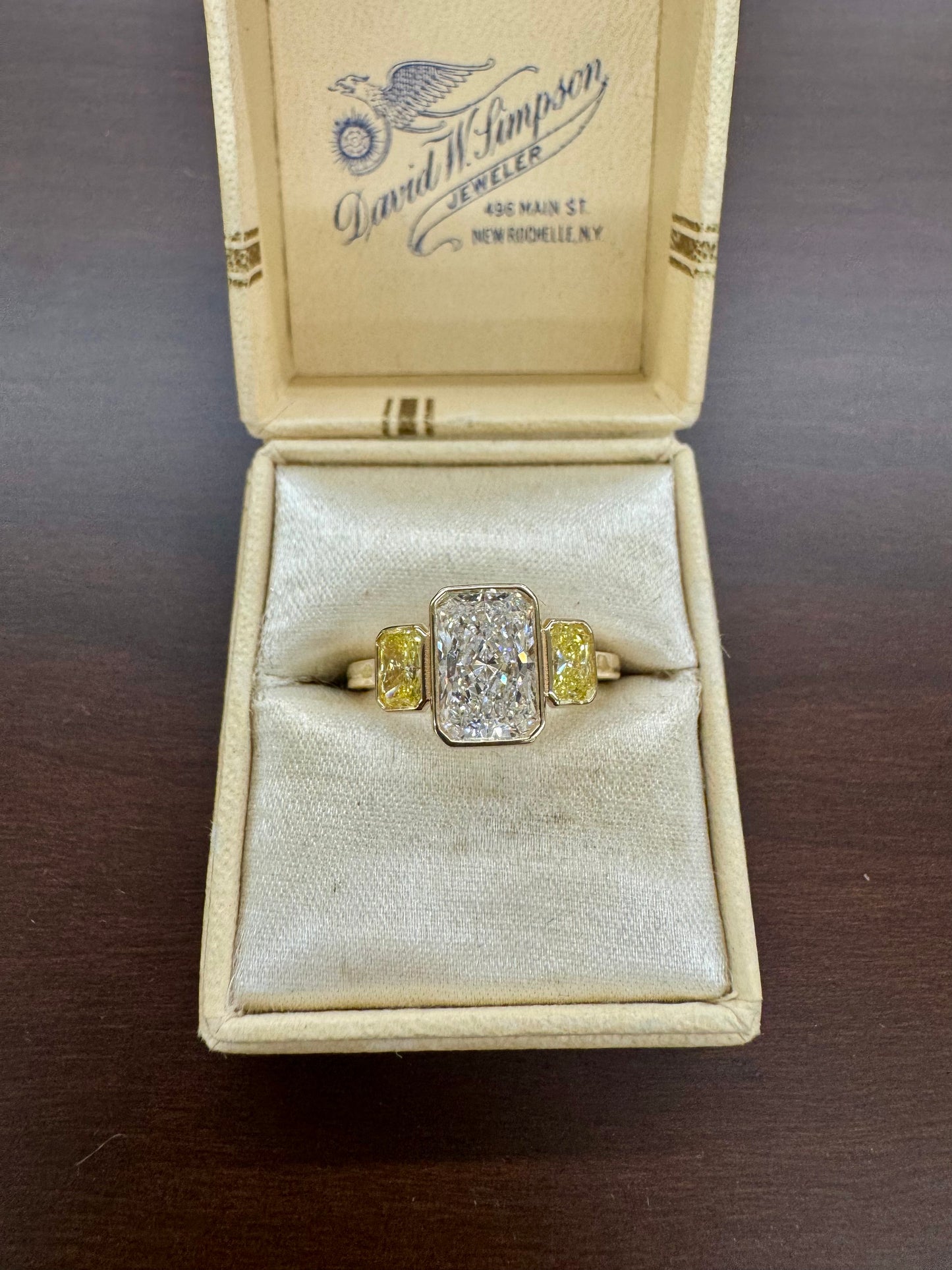 2.40ct white and yellow lab grown diamond ring