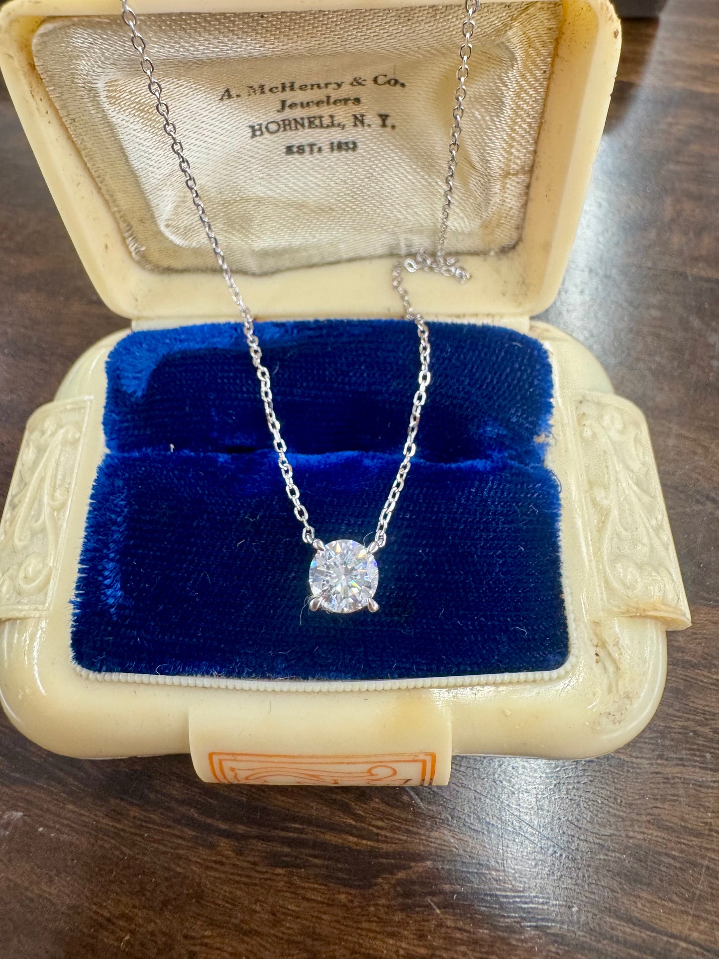 1ct Lab grown diamond necklace