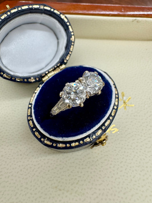 Stunning Antique Diamond ring