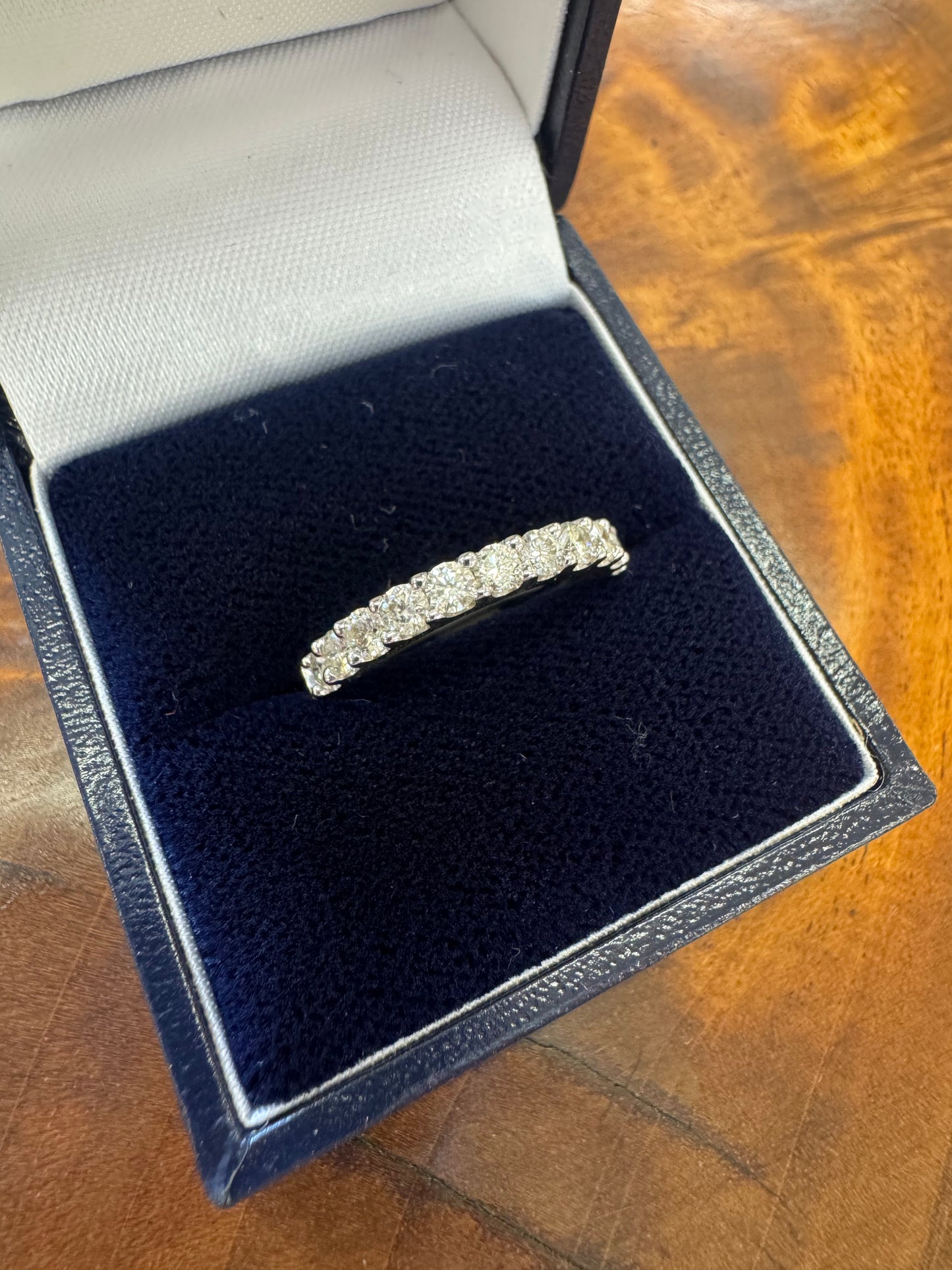 .77ct Diamond band
