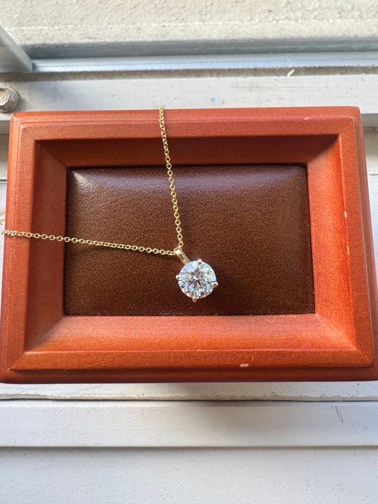 1.60ct lab grown diamond necklace