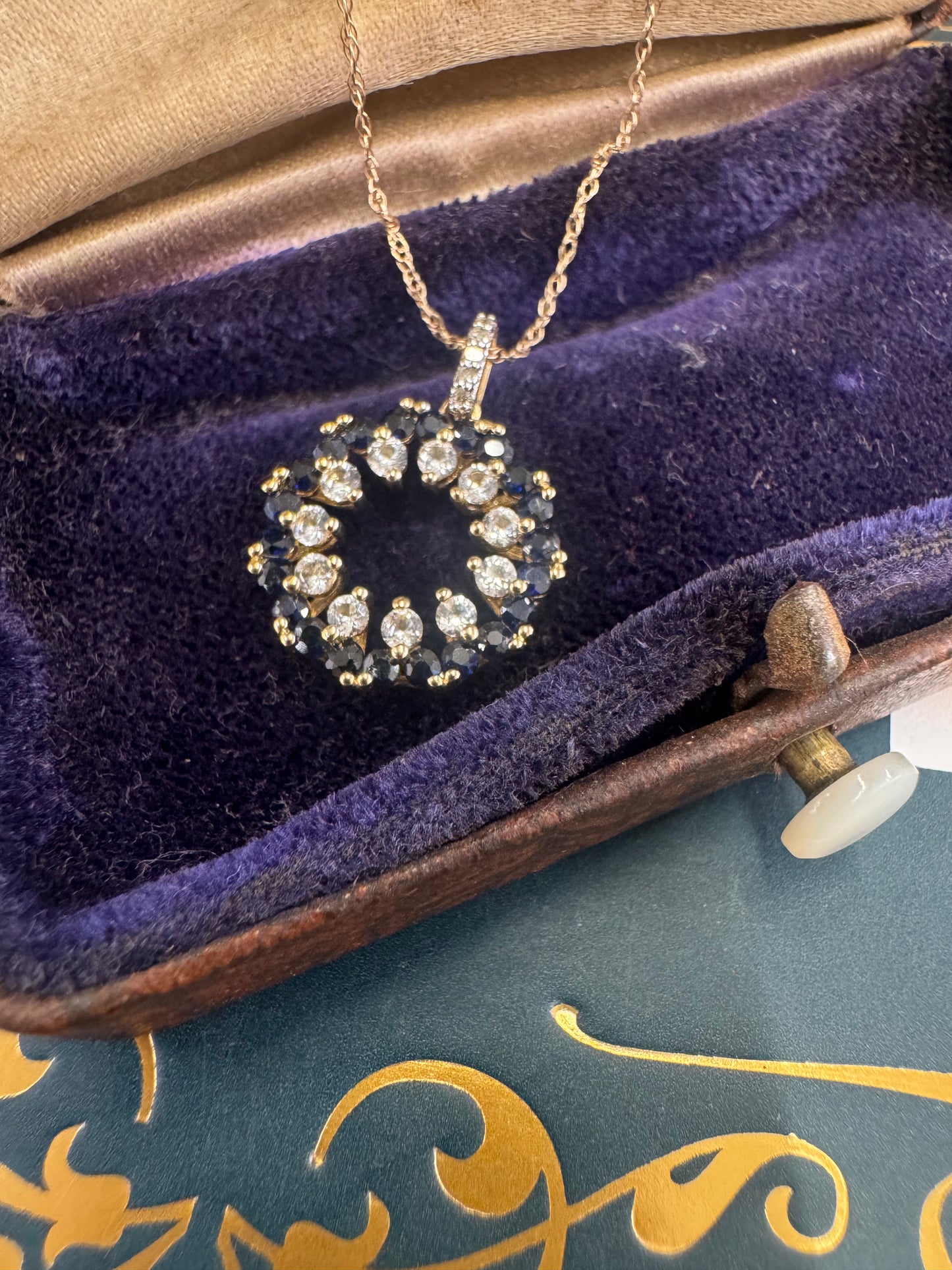 Black and White Sapphire necklace