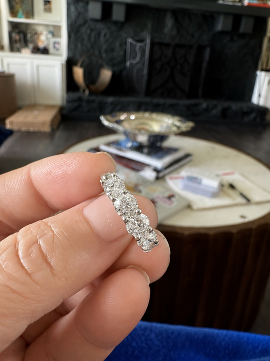 2.56ct Diamond band
