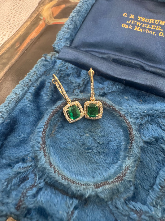 Vintage Emerald and Diamond drop earrings