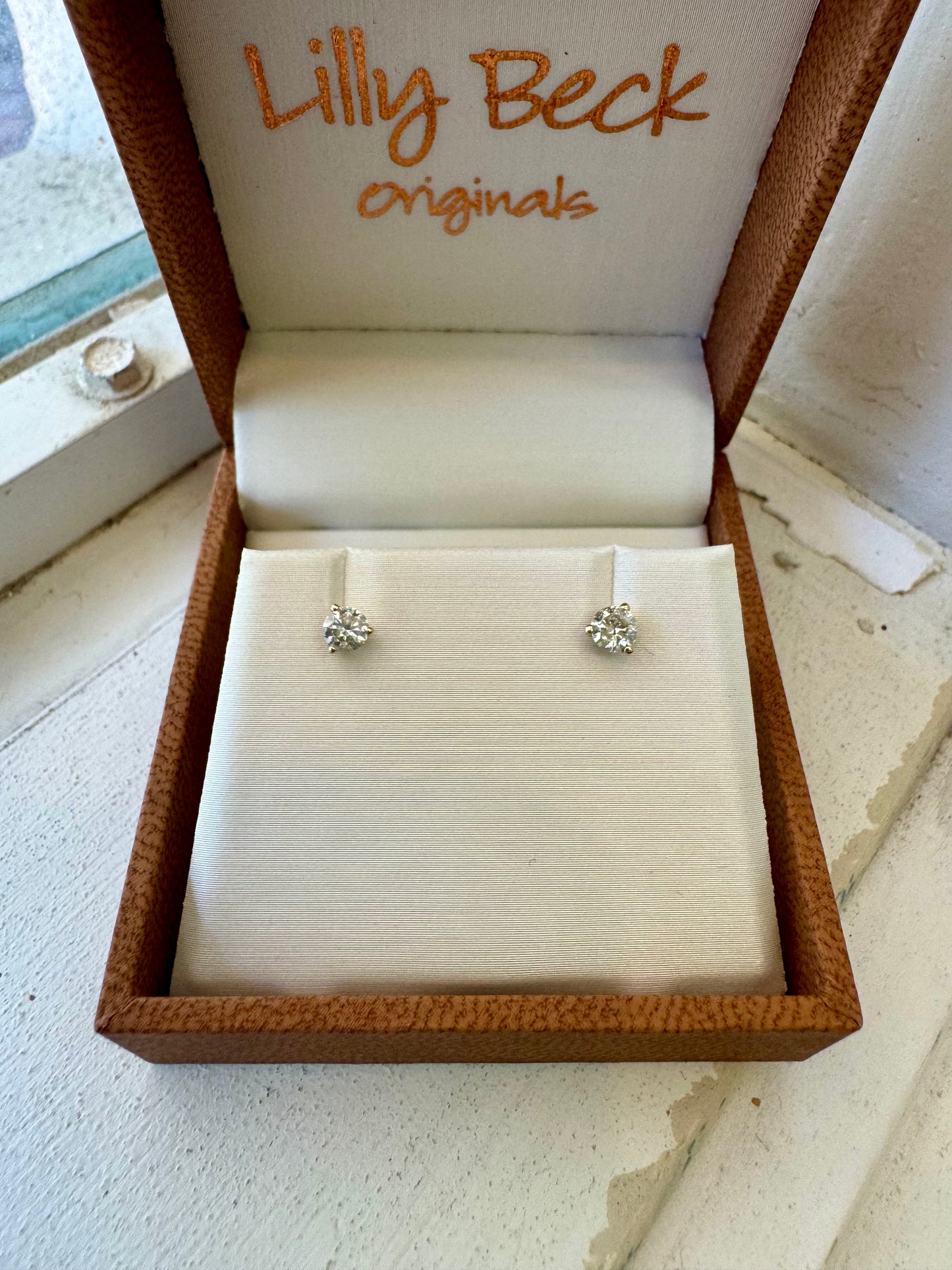 .20ct Diamond Studs