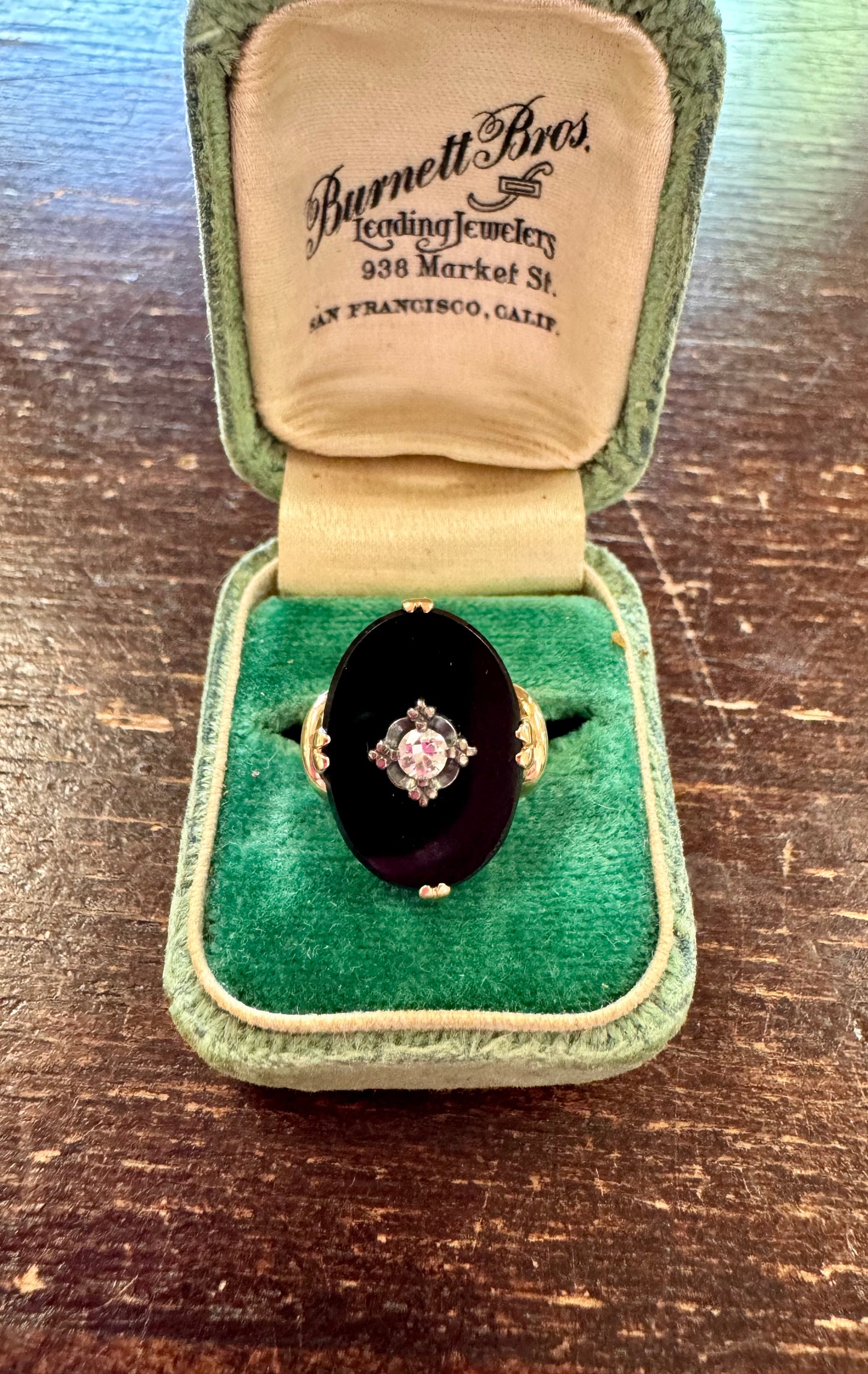 Vintage Black Onyx ring