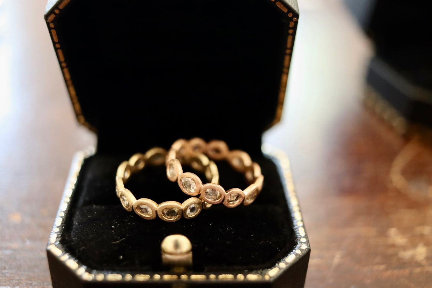1.10ct Rose Cut Diamond band