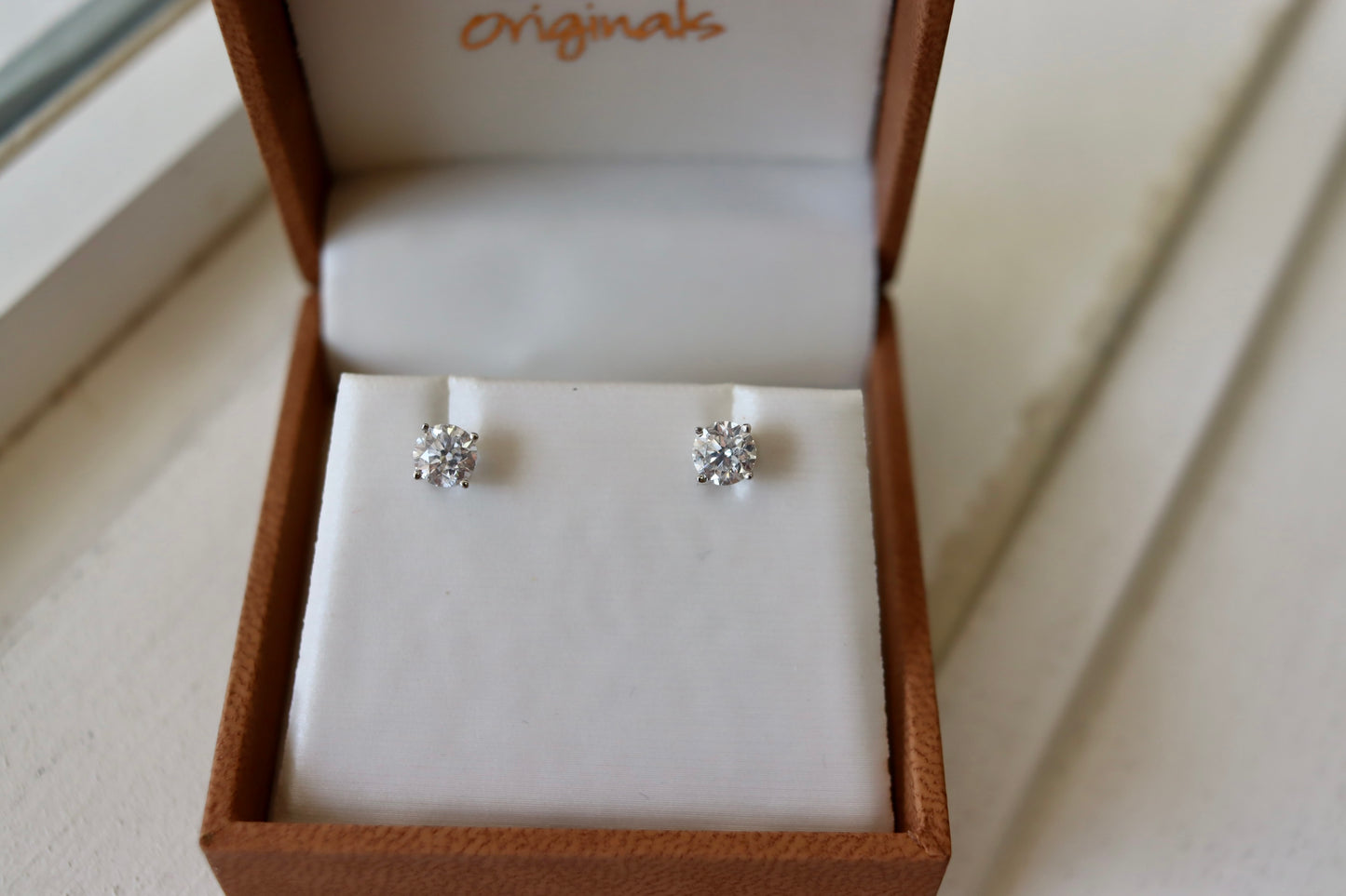 1ct Diamond studs